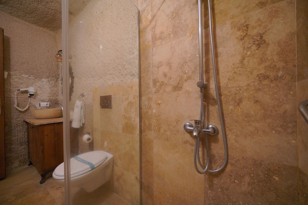Salkim Cave House 38/50