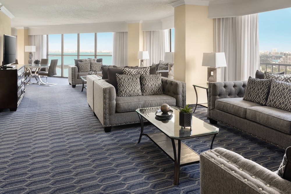 Miami Marriott Biscayne Bay 24/50