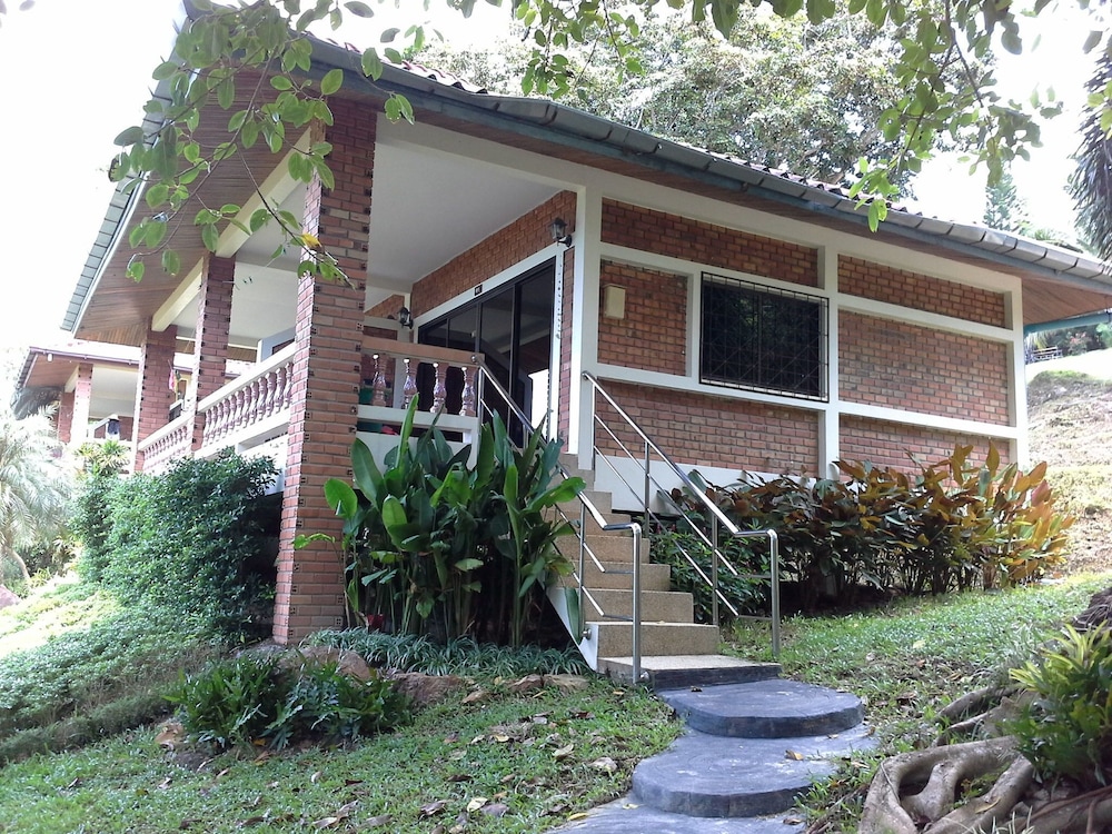 Freedom Estate photo2
