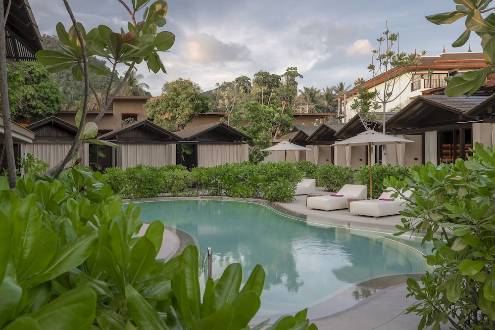 THE SPA RESORT 40/50
