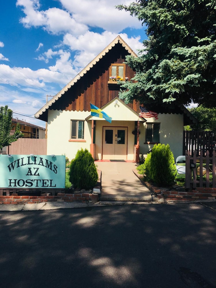 Williams AZ Hostel 63/67