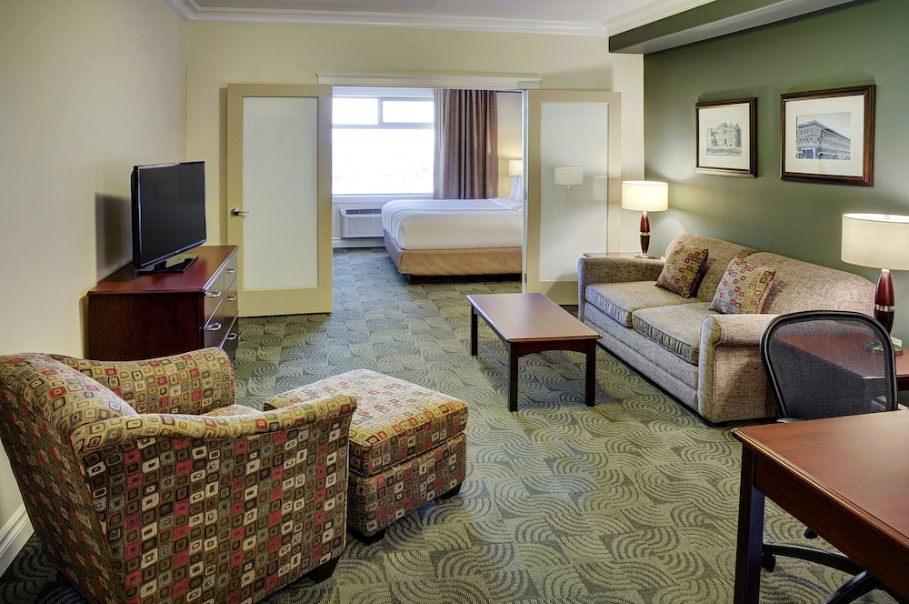 Kindersley Inn 31/47