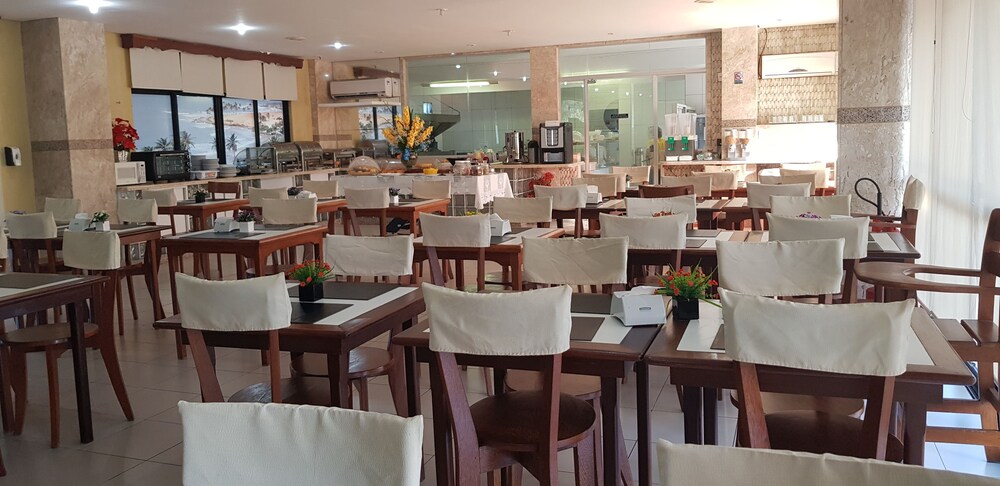 Golden Beach Hotel 62/86