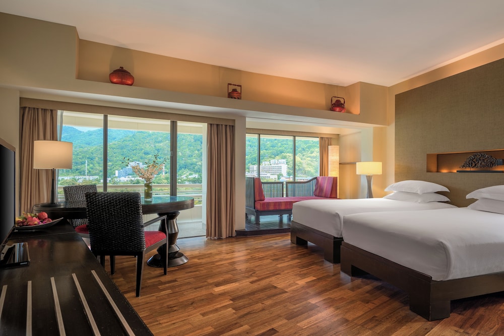 JUNIOR SUITE, TWIN BEDS, GARDEN VIEW