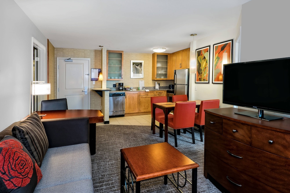 Residence Inn San Antonio Seaworld Lackland 27/37