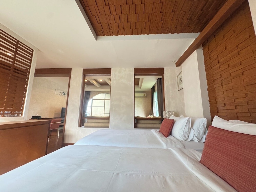 Garden, Supreme, Twin Beds, Beach Zone