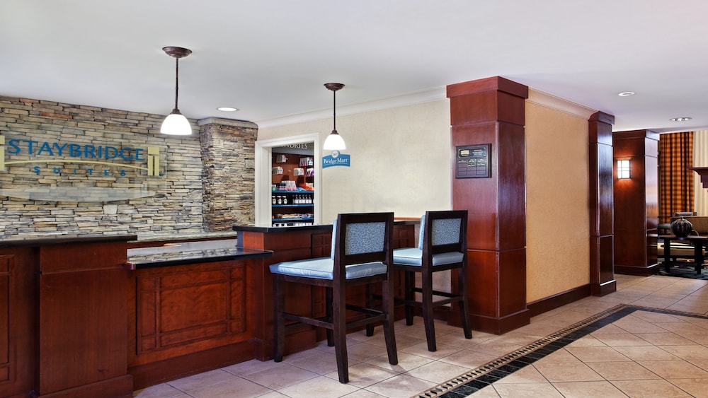 Staybridge Suites Chattanooga Downtown Convention Center 41/53