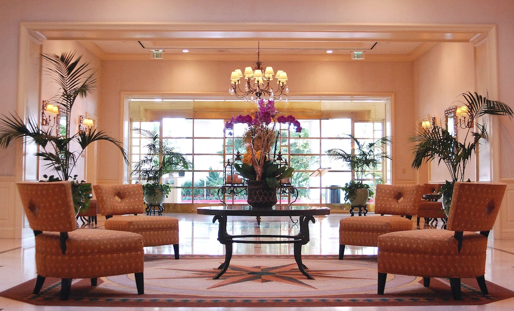Doubletree By Hilton Torrance South Bay 24/37