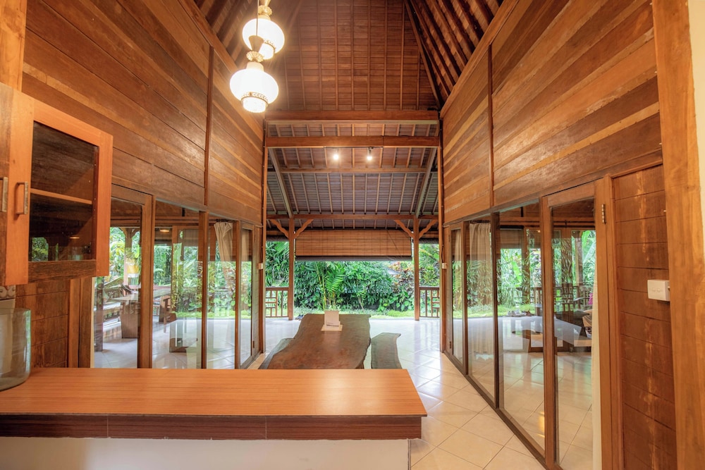 Sari Bamboo Villas 7/63