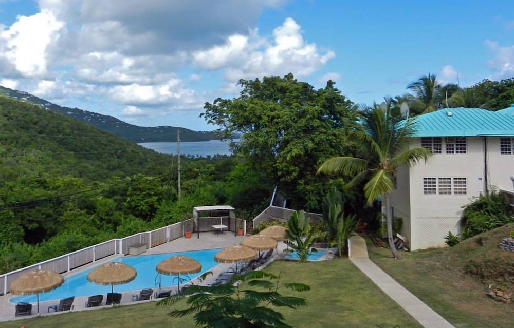 Flamboyan On the Bay Resort And Villas 3/61