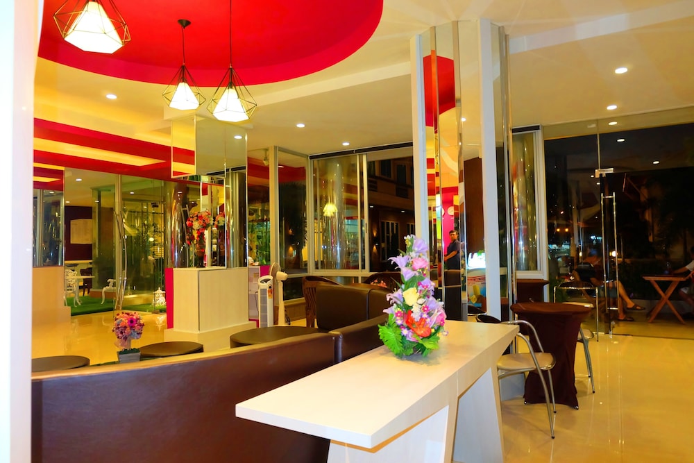 Sunday JA Plus Hotel 56/65
