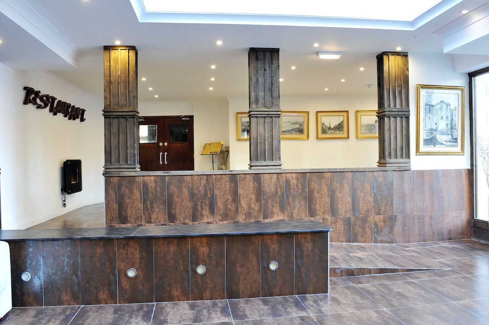 Kings Arms Hotel 3/44