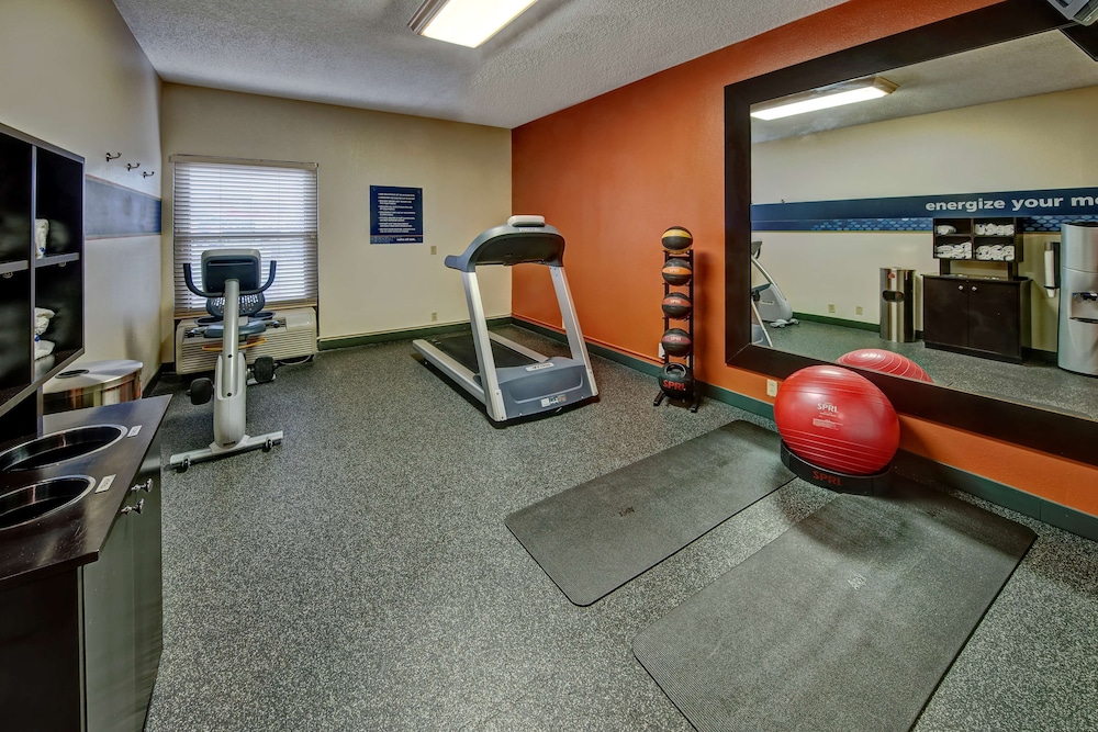 Hampton Inn By Hilton Concord/Kannapolis 22/35