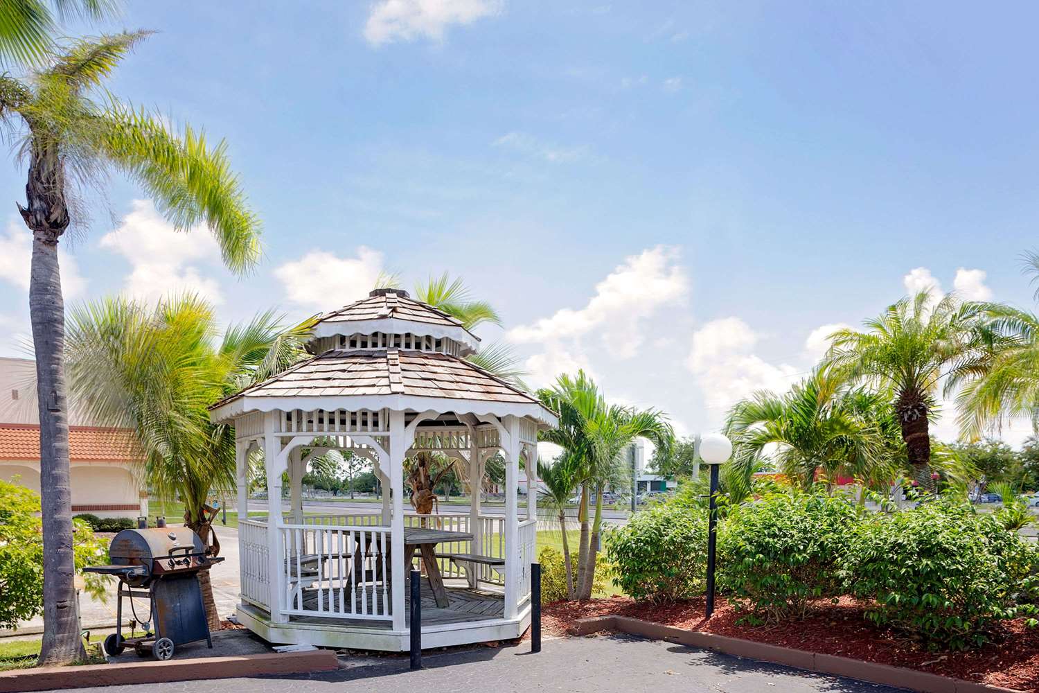 Knights Inn Port Charlotte 6/10