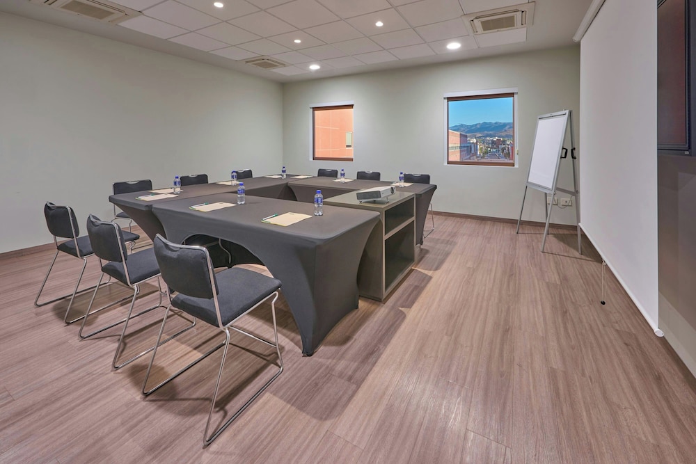 City Express Junior by Marriott San Luis Potosi Carranza 43/49