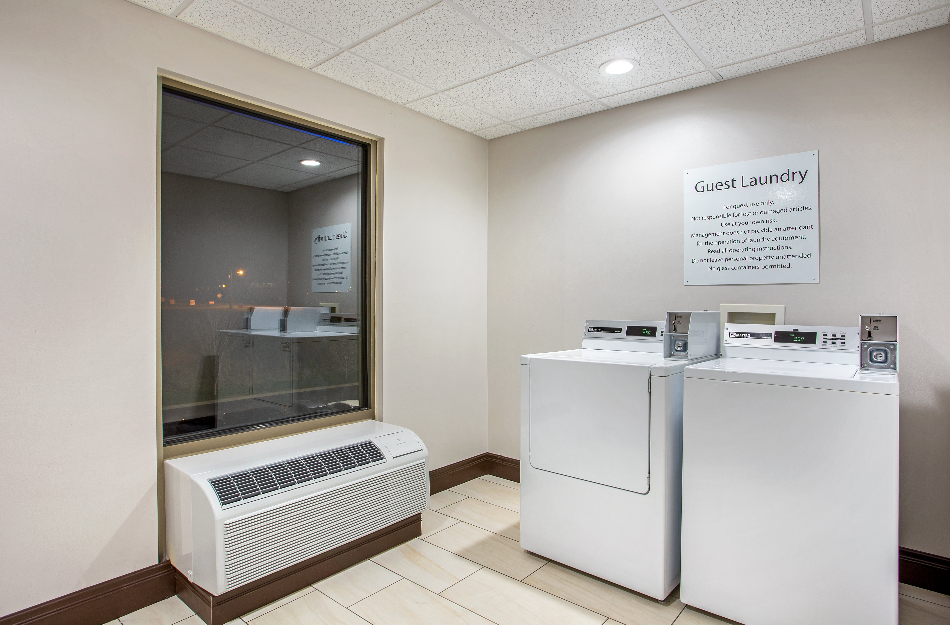 Holiday Inn Express Hotel and Suites Morristown 10/49