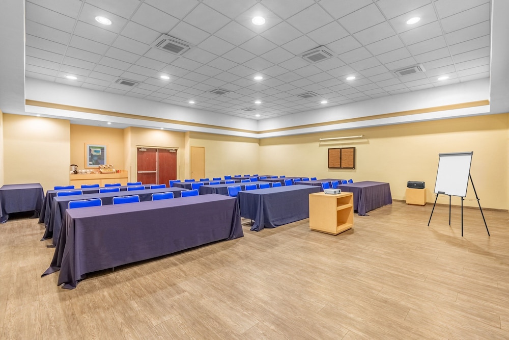 City Express by Marriott Ciudad Obregon 29/60