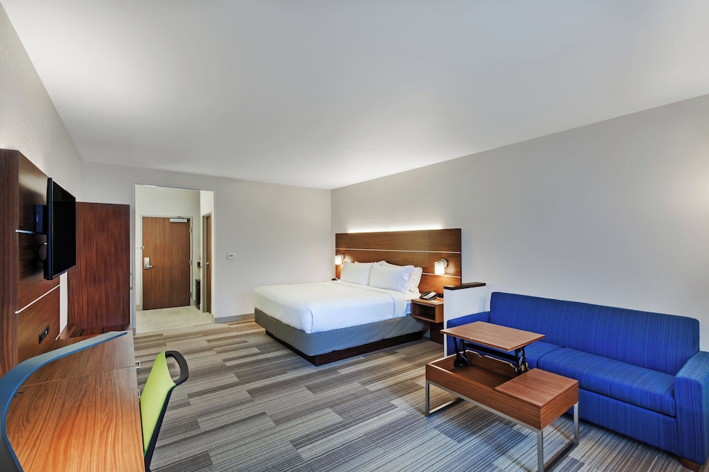 Holiday Inn Express Hotel And Suites Dallas Lewisville 29/69