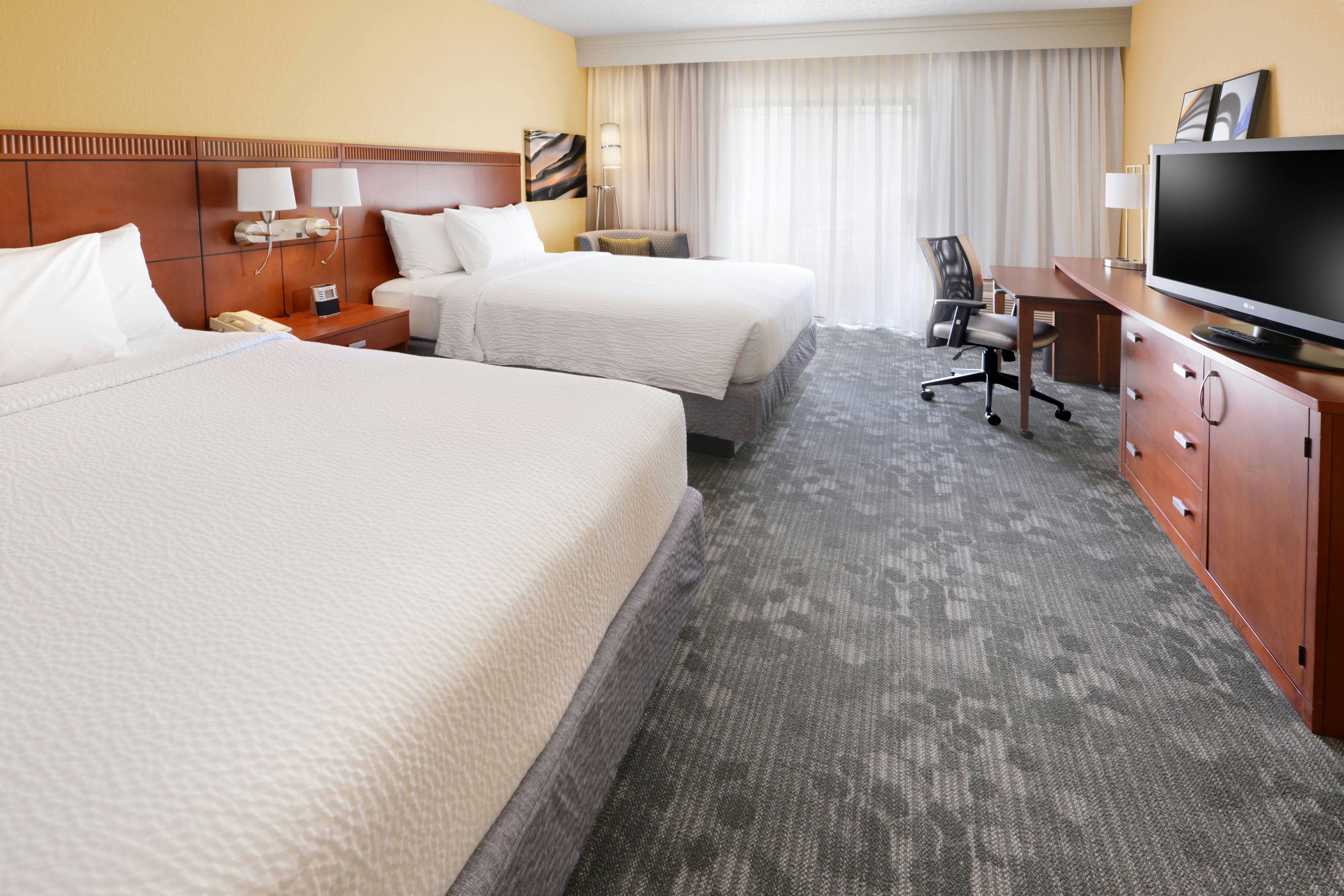 room, 2 queen beds