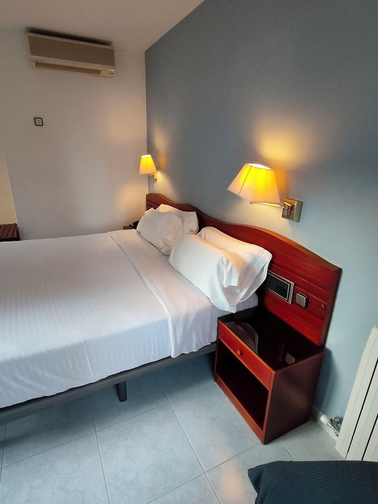 Hotel Placa 20/45