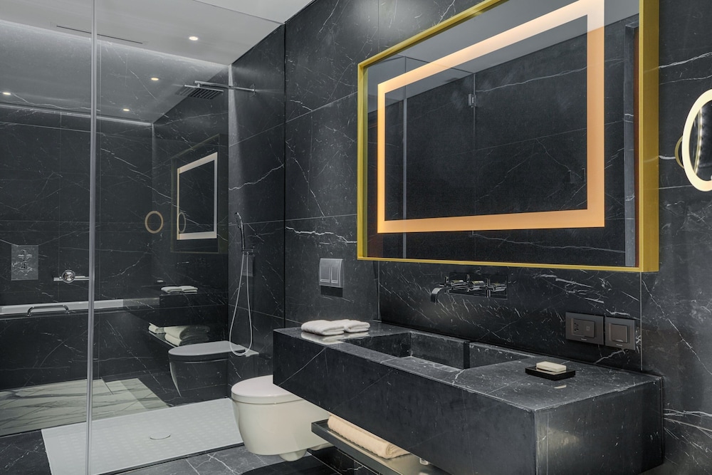 Le Meridien Batumi 54/58