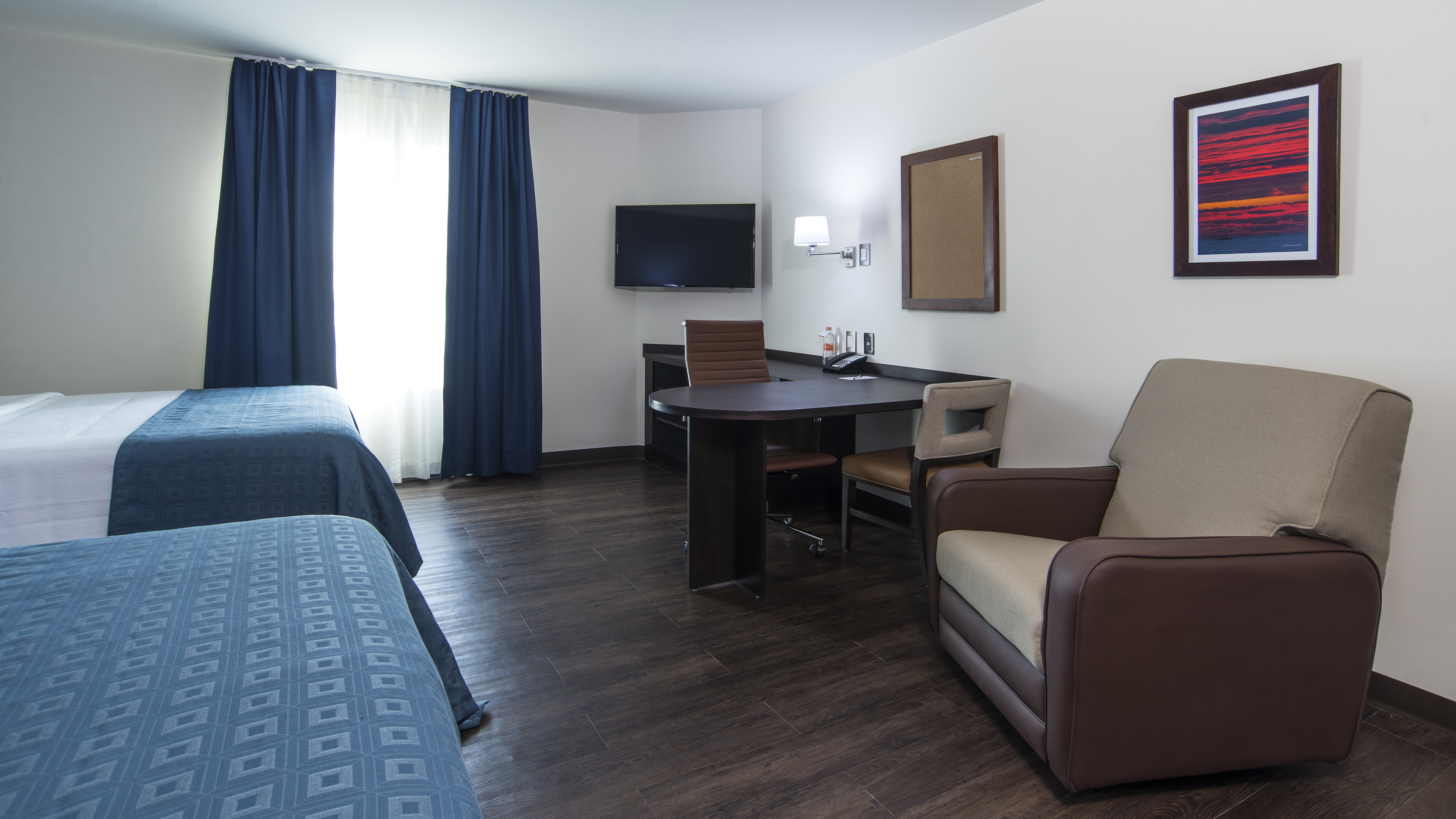 CANDLEWOOD SUITES QUERETARO JURIQUILLA 54/71