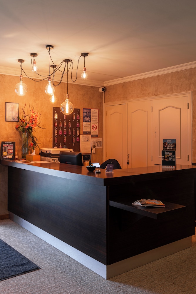 HOTEL SAINT-ROMAIN 5/58