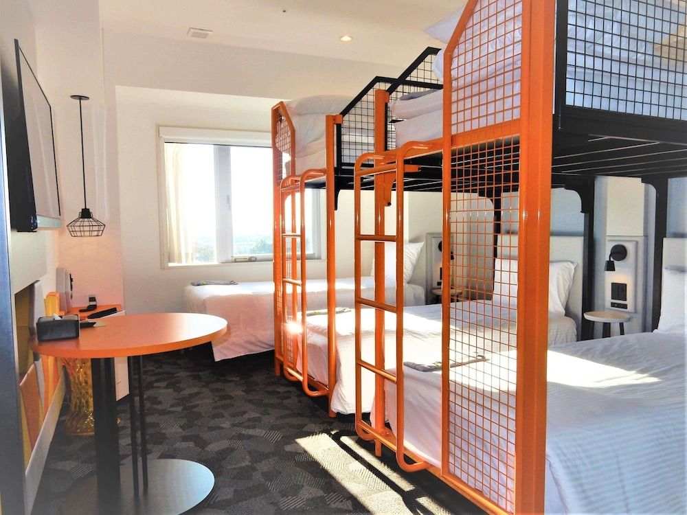 Ibis Styles Tokyo Bay 63/63