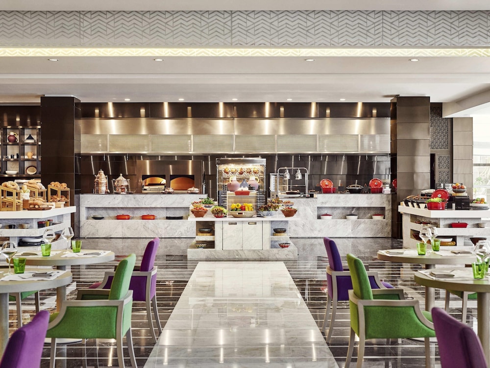 Pullman Doha West Bay 55/72