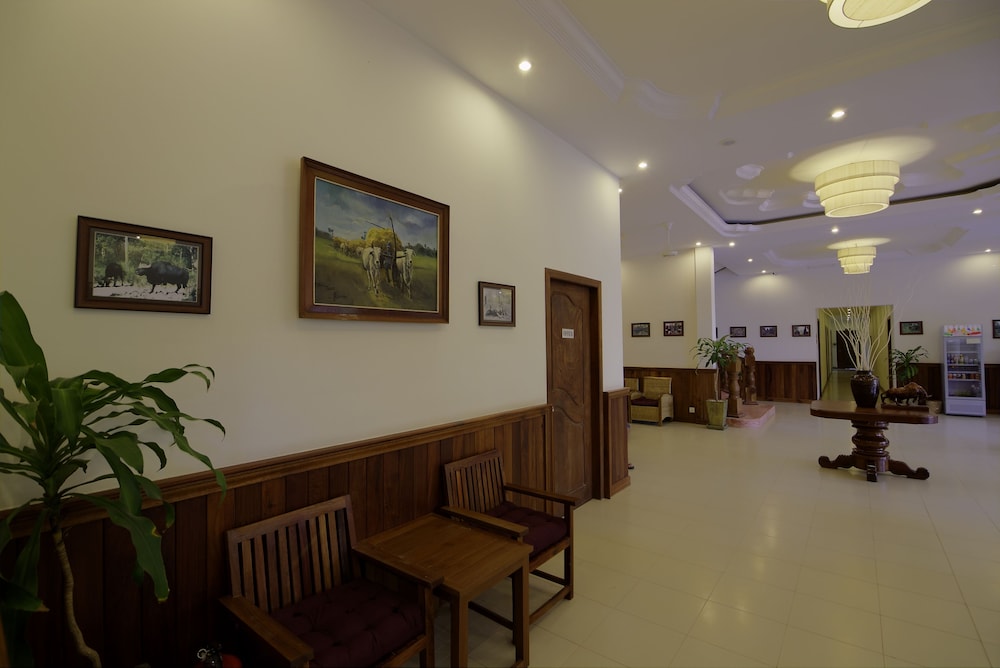 Kouprey Hotel 11/71
