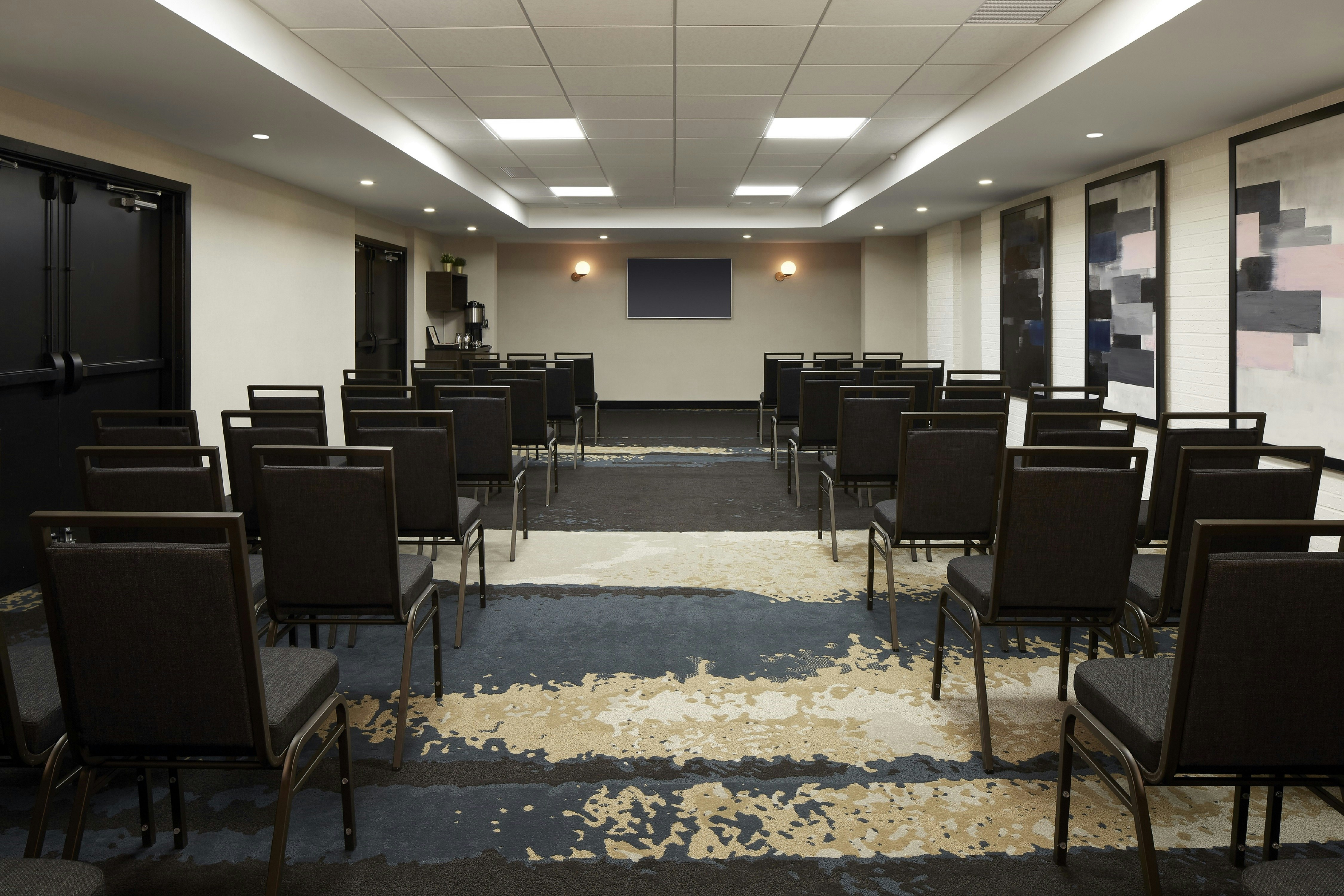 Doubletree by Hilton Montreal Airport 40/44