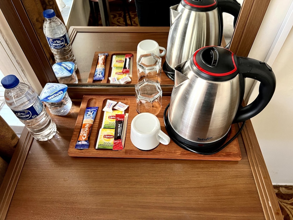 Headman Hotel 28/41