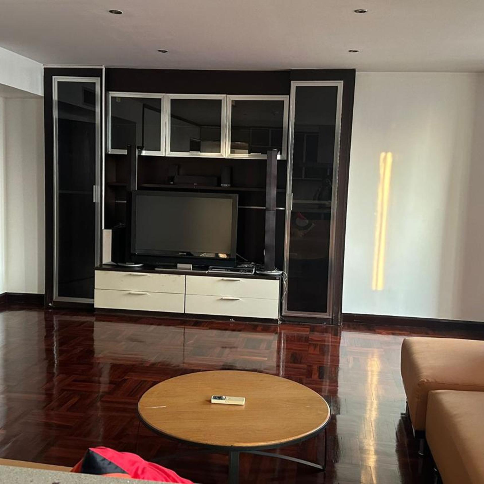OMNI TOWER SUKHUMVIT NANA BY COMPASS HOSPITALITY 46/61