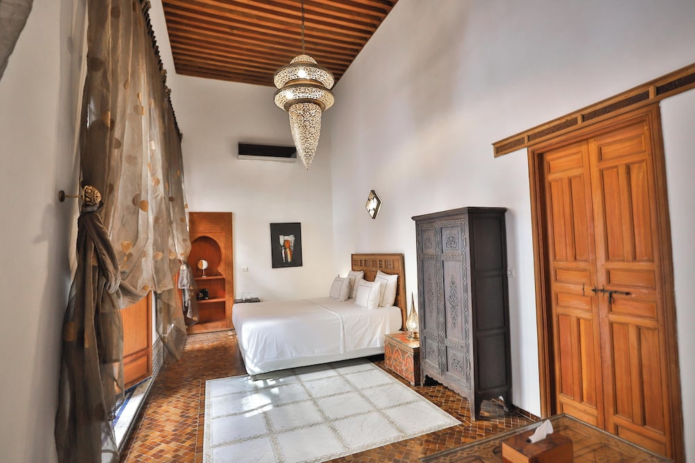 Riad Layla 17/74