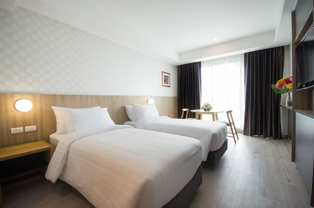 SUPERIOR, TWIN BEDS