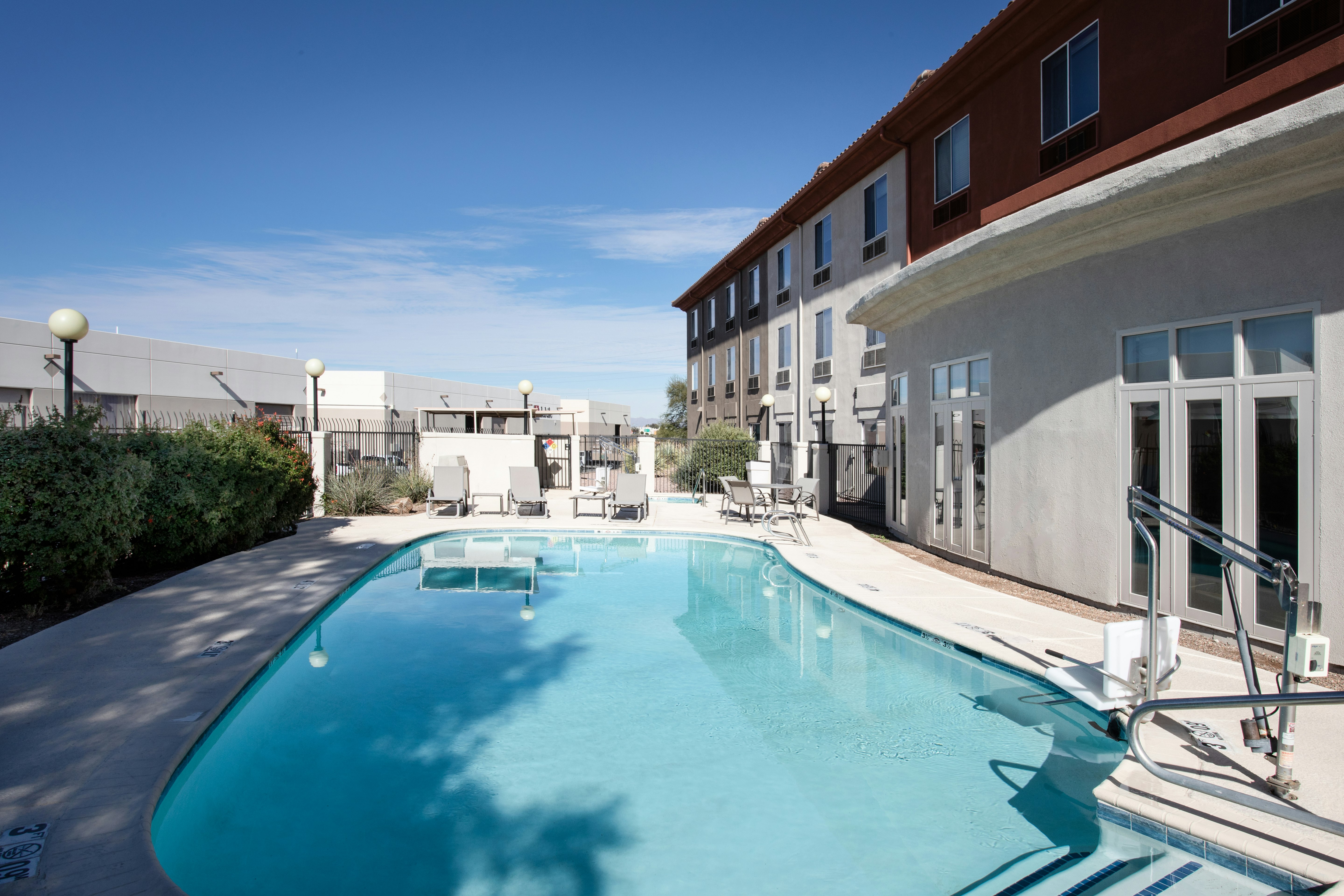 Holiday Inn Express Hotel Suites Tucson 62/62