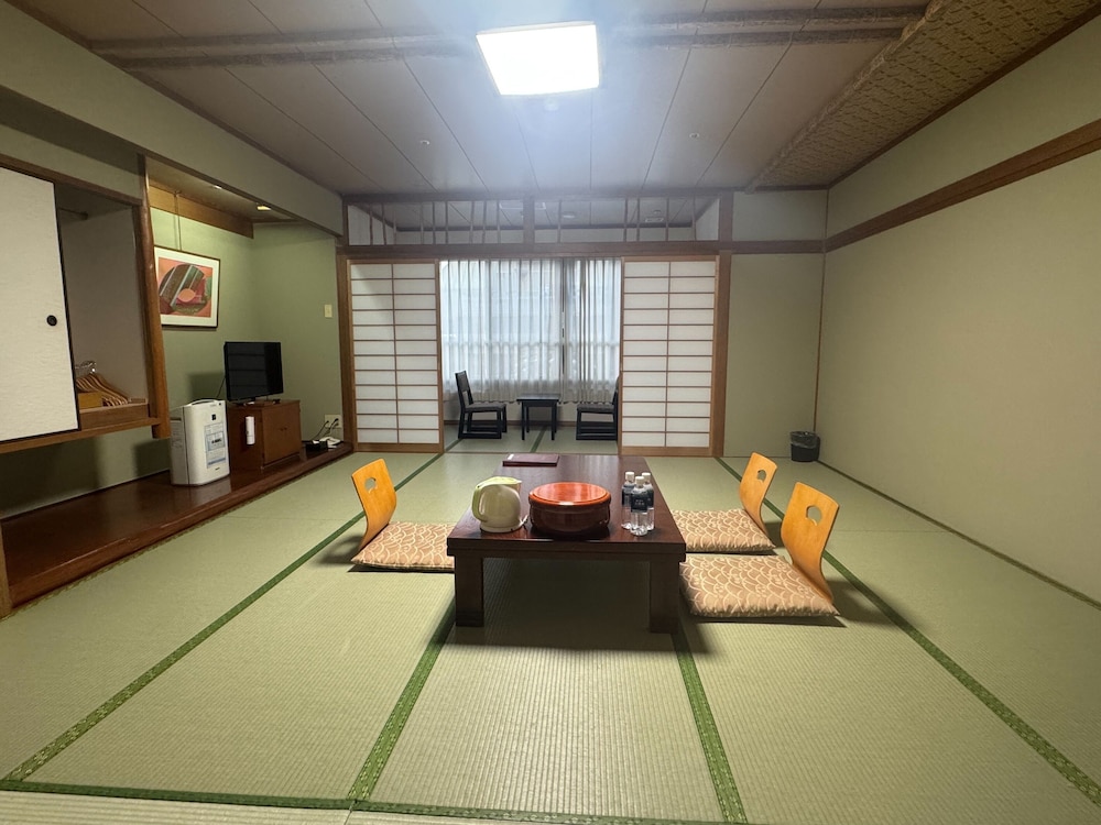 Ishicho 28/50