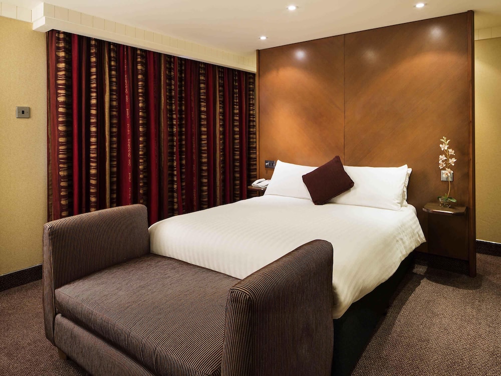 Mercure Swansea Hotel 24/61