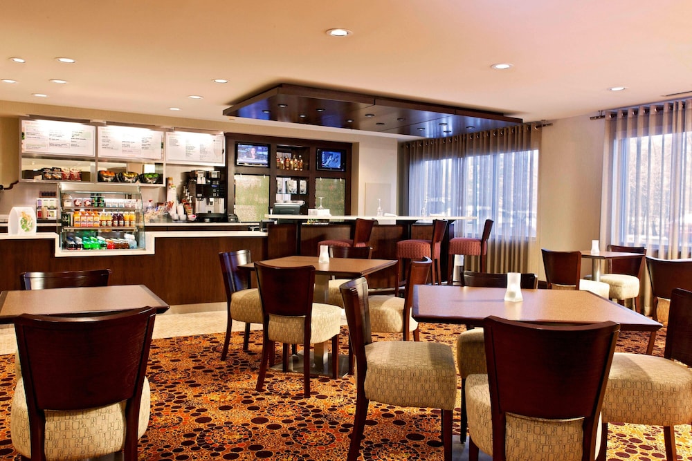 Courtyard By Marriott Newburgh Stewart Airport 32/41