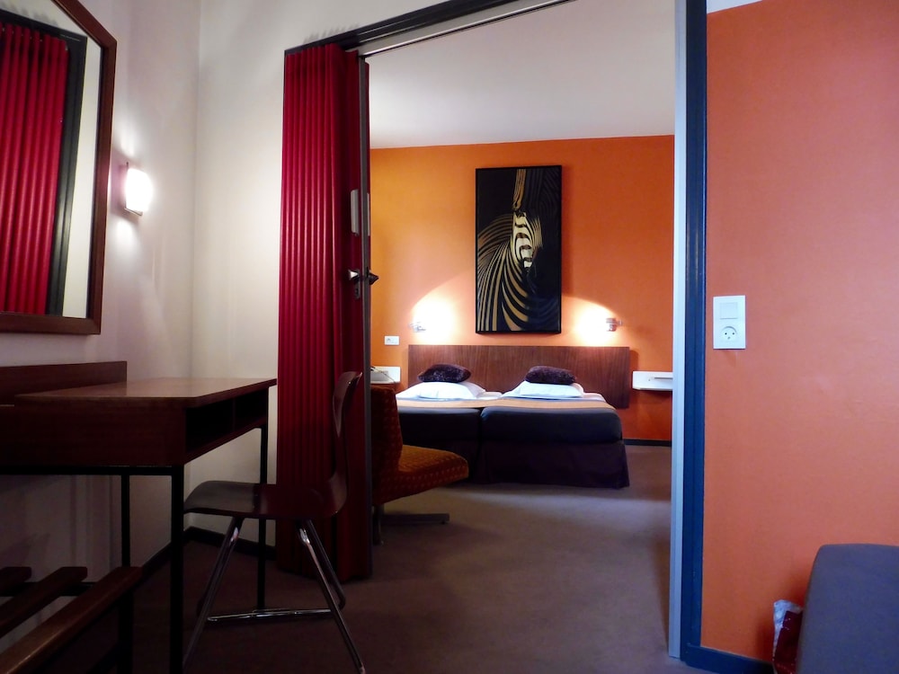 O'Cub Hotel 34/66