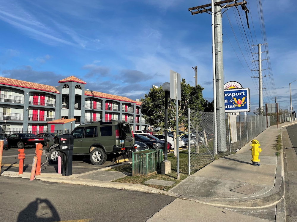 Heritage Inn And Suites 45/58