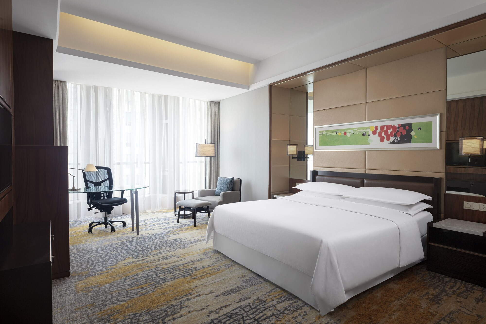 Superior, King Bed, Garden View