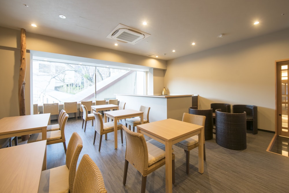 Ryokan Nenrinbo 35/50