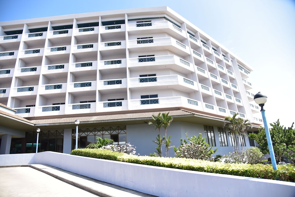 Bp Samila Beach Hotel & Resort 3/37