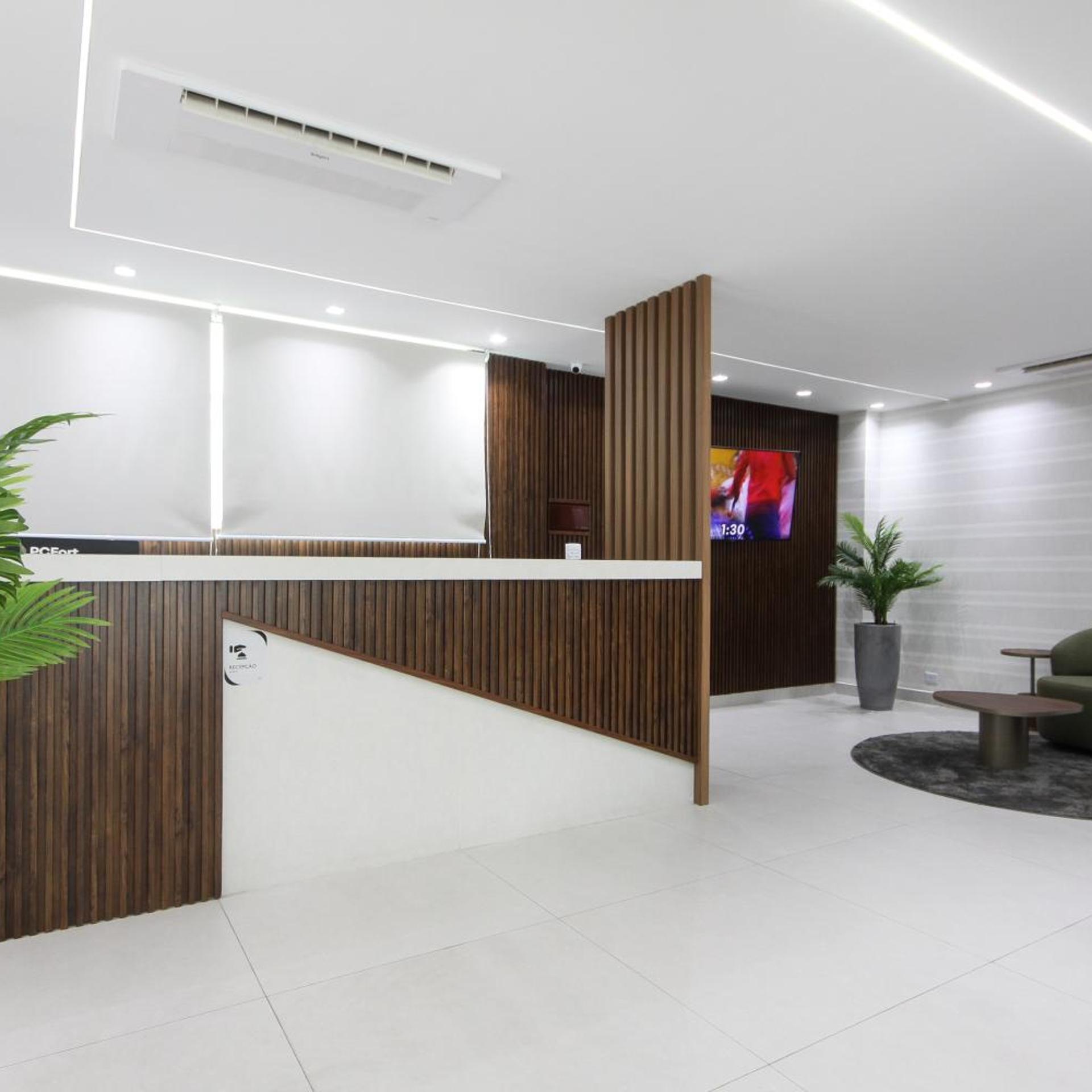 Hotel Biz 4/62