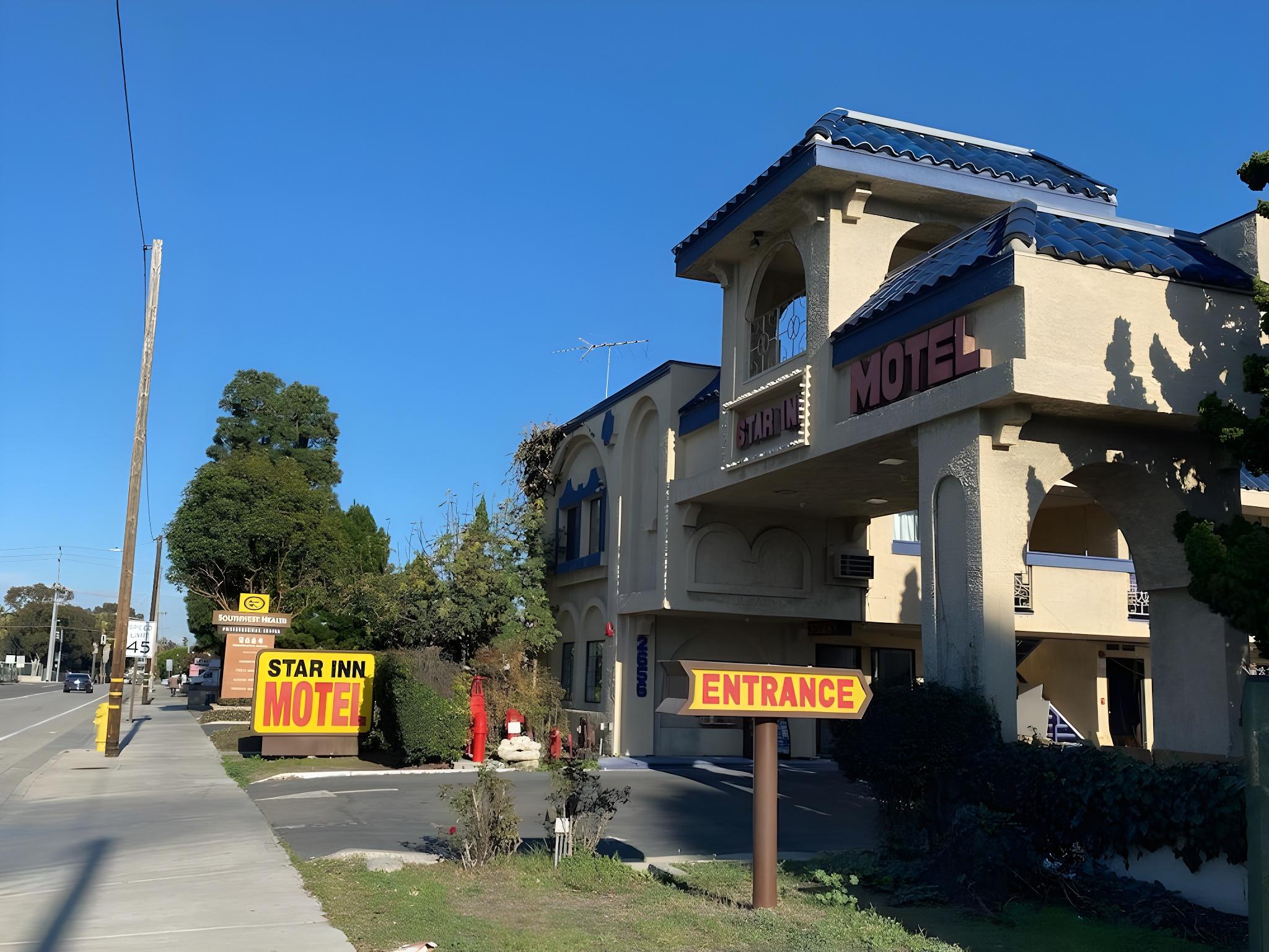 Star Inn Motel 4/13
