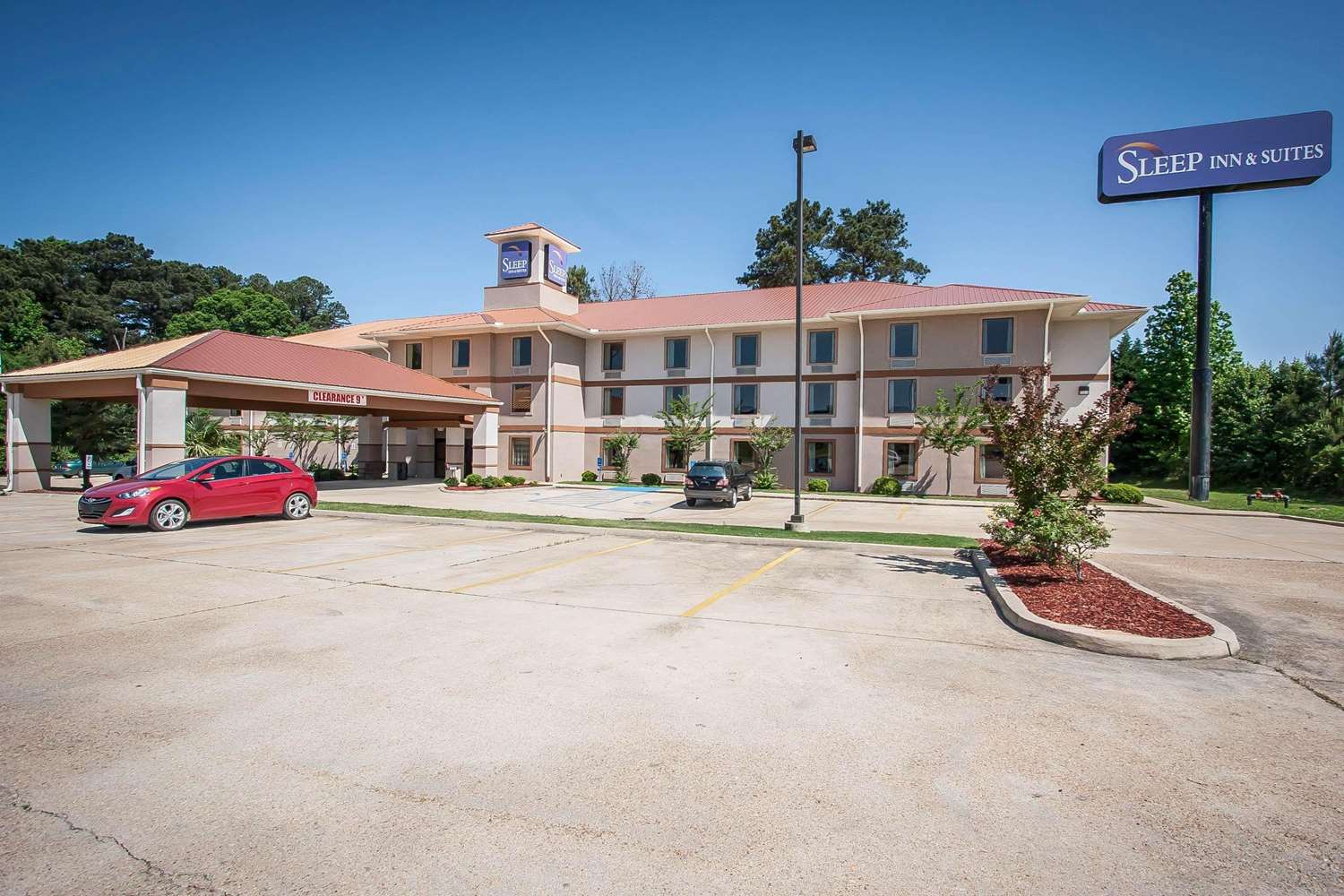 Pearl Jackson Airport Hotel 1/19
