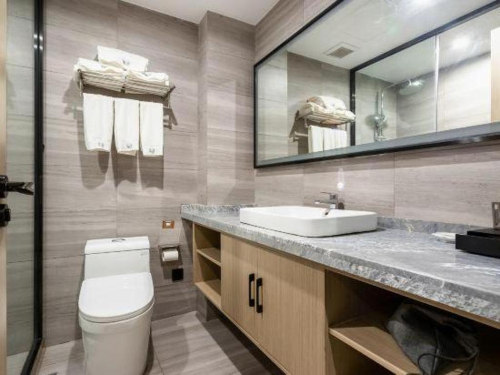 Gya Wuxi Hubin Commercial Street Taihu Scenic Area Hotel 55/58