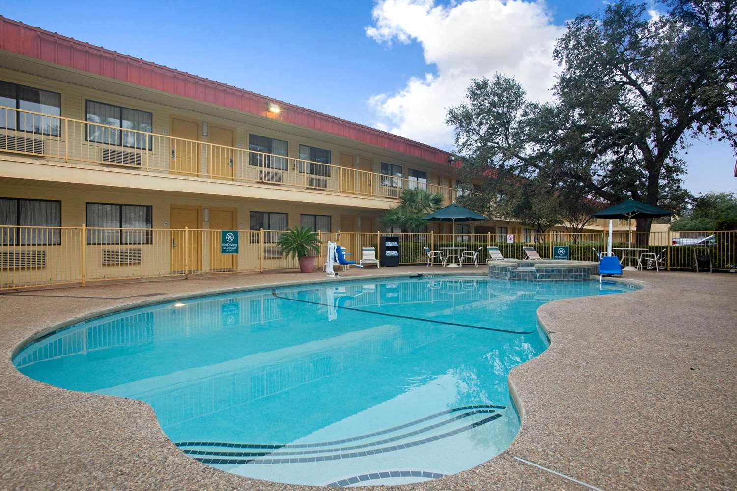 La Quinta Inn San Marcos 8/42