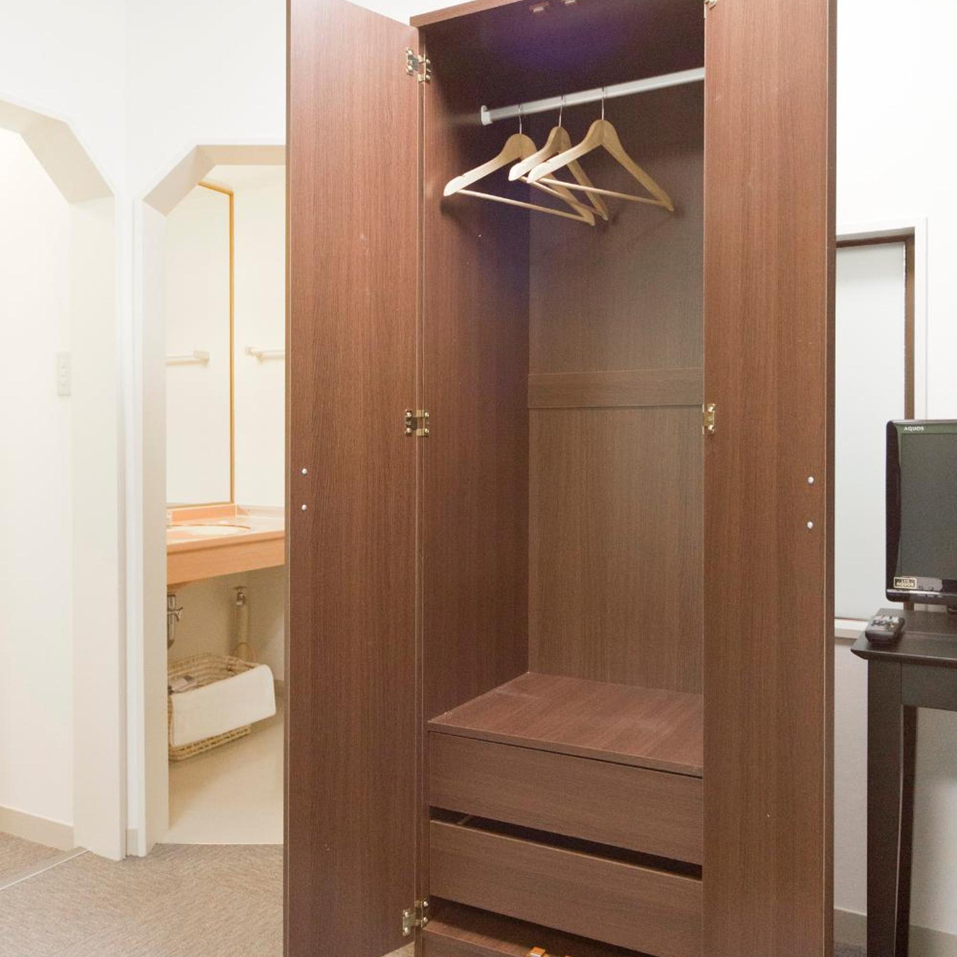 Shin-Okubo City Hotel 24/24